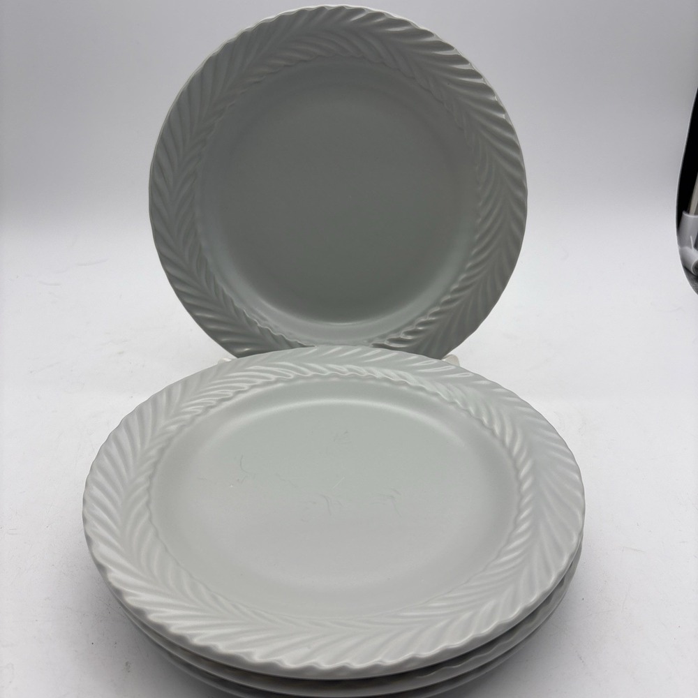 Bee & Willow Asheville Vine Sage 8" Luncheon Salad Plates Set Of 4 Preowned